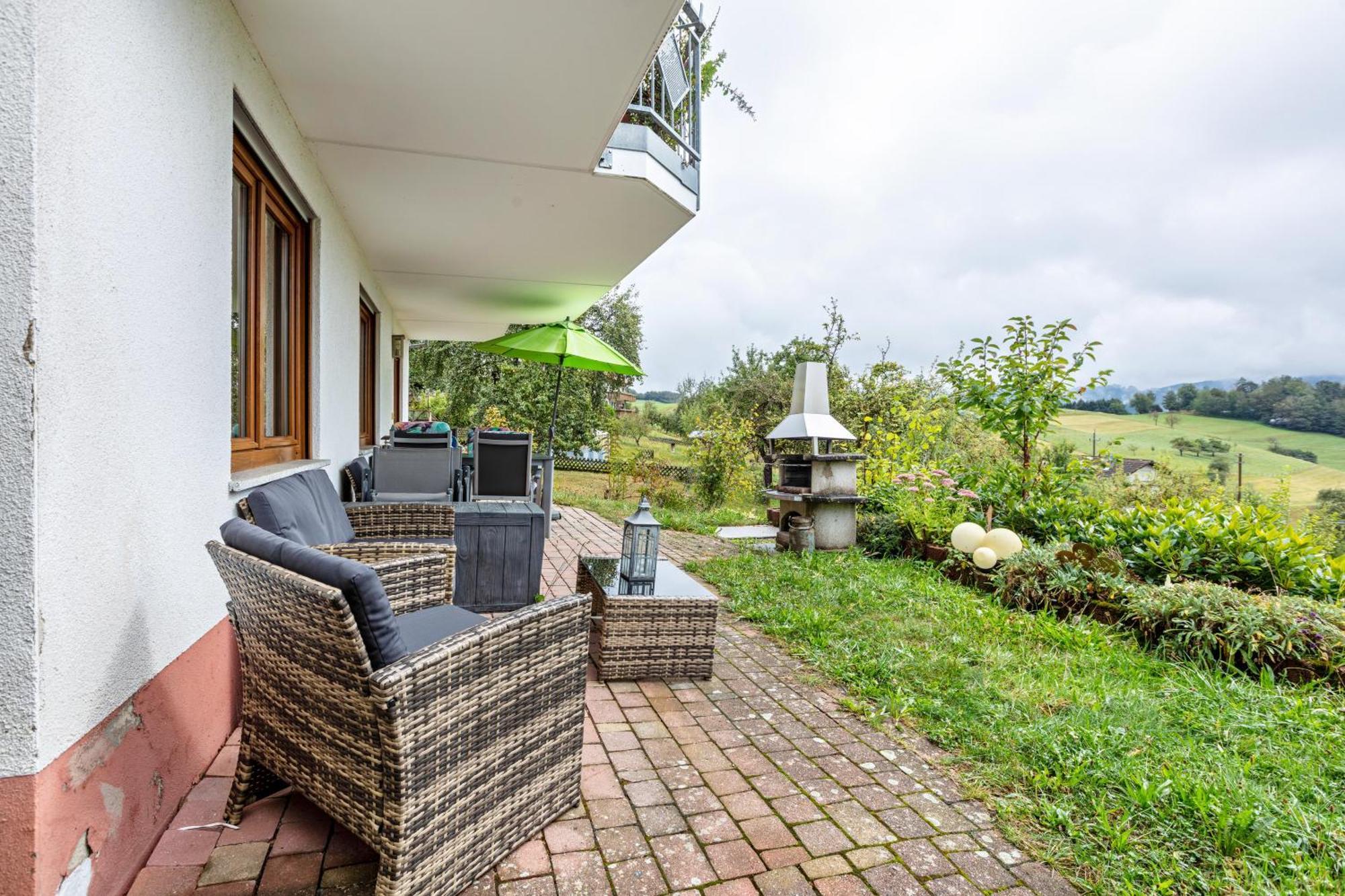 Appartamento Haus Landblick Zell im Wiesenthal Esterno foto